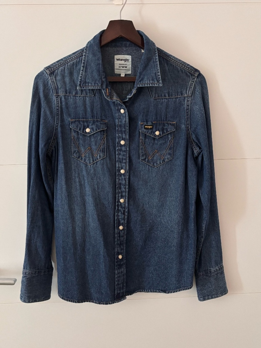 Wrangler Icons Pearl Snap Womens XS Dark Wash Denim Shirt